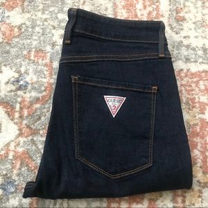 Guess 1981 High-Rise Skinny Jean (28)